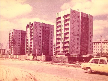 Улица 60 лет Октября в районе первого микрорайона. Общий вид, 1978. Основание: НГА. Ф.Ф, Оп.1, Д.897, Л.1